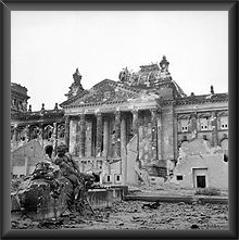200px-Reichstag_after_the_allied_bombing_of_Berlin.jpg