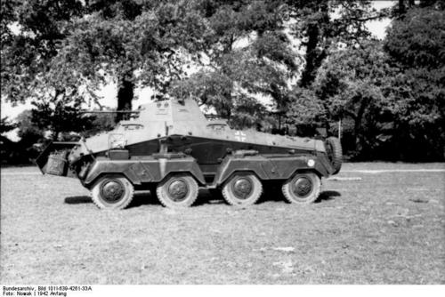 Bundesarchiv Bild 101I-639-4261-33A_.jpg