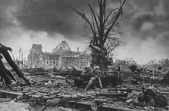 berlinmai19451ho.jpg