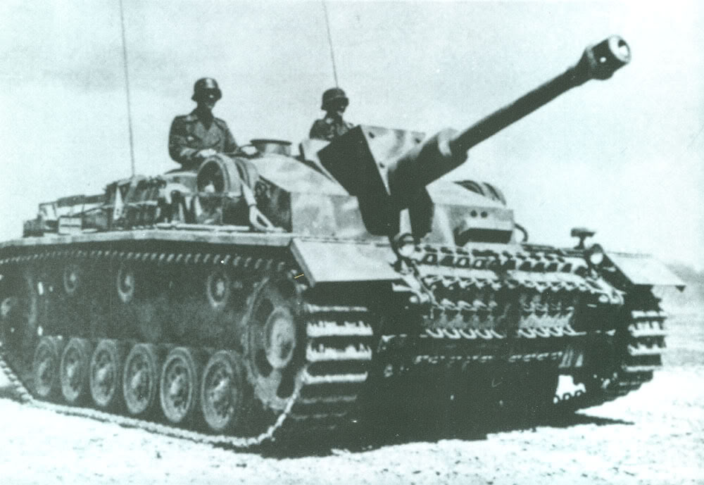 StugIII_AusfF_2.jpg
