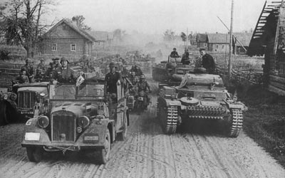 german_troops_on_the_move.jpg