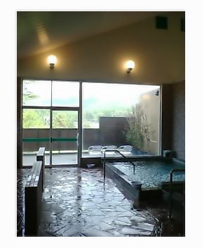 すずらん温泉の湯船