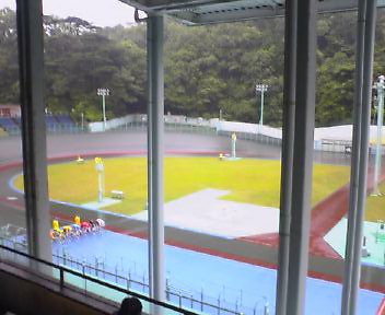レース発走前