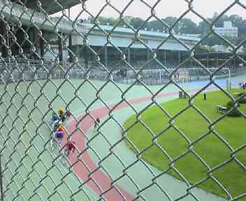 １センターから