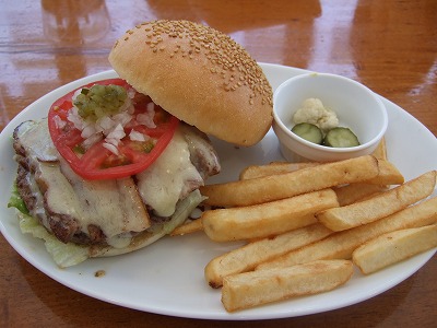 20070616Cocochiベーコンチーズバーガー