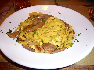 Pasta con porcini.jpg