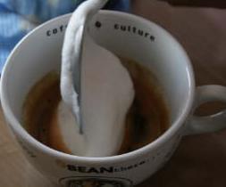 カプチーノ　泡を入れる