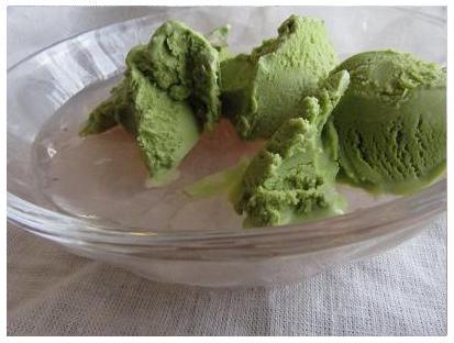 桜寒天抹茶アイスのせ