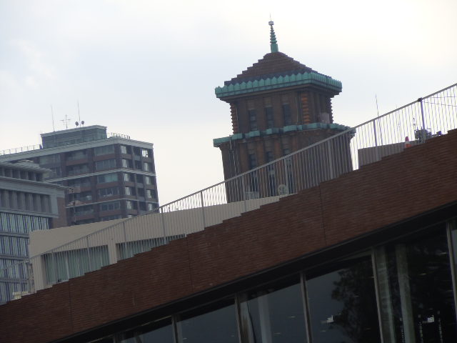 神奈川県庁キングの塔