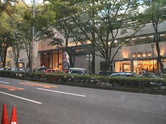 通称ブランドストリート！有名人がいそうな気配です！