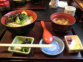 2010070711鯛の胡麻醤油漬け丼_01