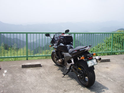 顔振峠