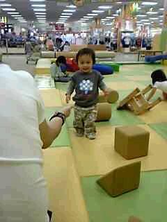 ショッピングセンター２