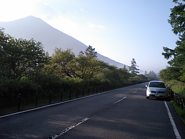 戦場が原からの男体山