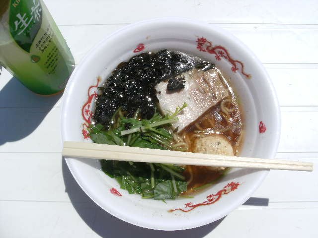 地元栃木の醤油ラーメン　700円