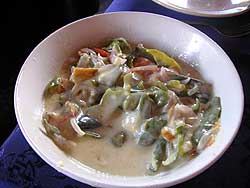 ブータンの家庭料理エマダチ