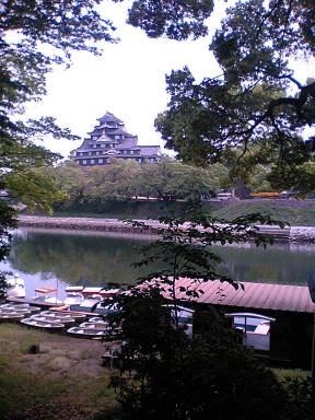 後楽園から、岡山城