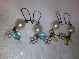 クローバーのピアス