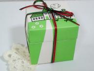 この箱の中には～？