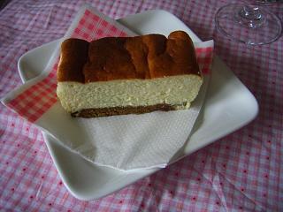 スフレチーズケーキ（角型）