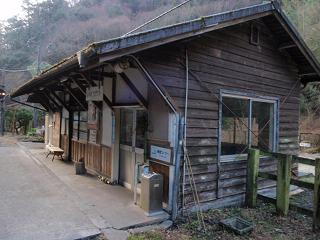 tsubojiri_station2.jpg