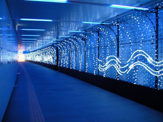 031bluelight-nakanoshima.jpg