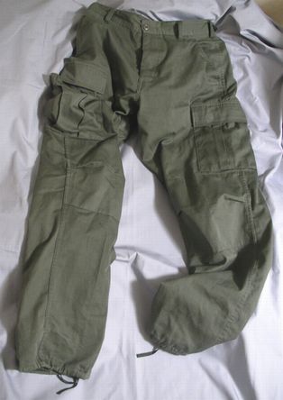 004cargo-pants1.jpg