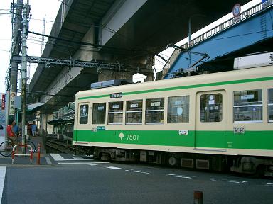 都電荒川線王子駅にて