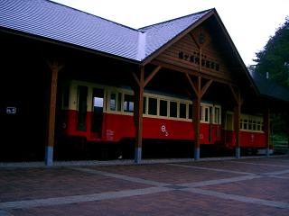 尾小屋鉄道ポッポ汽車展示館１