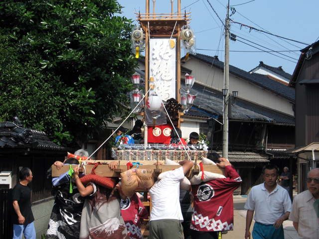 桜町付近キリコ一時保管