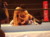 グラウンドの攻防。