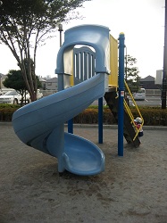 公園すべり1.jpg