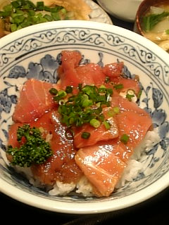 トロヅケ丼.jpg