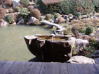 智積院・一文字型手水鉢 | 玉川造園・庭師の風流日記 - 楽天ブログ