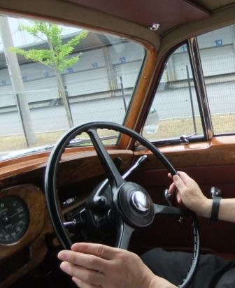 ベントレー・ドライブ