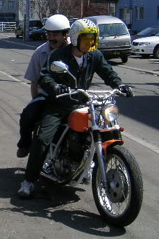 バイクな２人.JPG