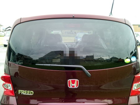 リヤエンブレム貼った後