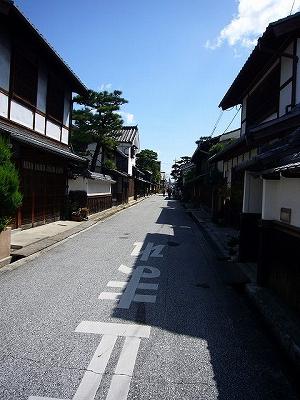 近江承認の町並み