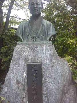 近藤勇の像.JPG