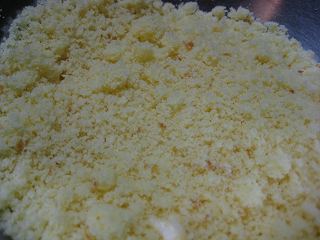 ジェノワーズを粉々に・・・