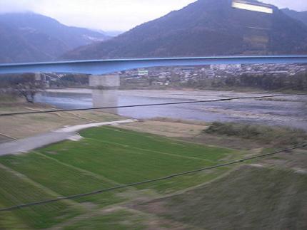 佃－箸蔵駅の車窓