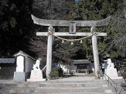 白山比○神社(○は口へんに羊)