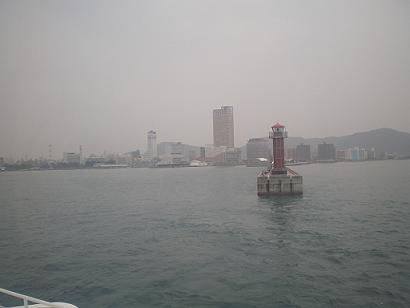 船から見た高松市街地