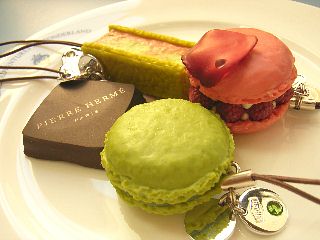 マカロンストラップ