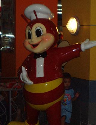 JOLLIBEEのマスコット