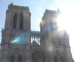 ノートルダム寺院３