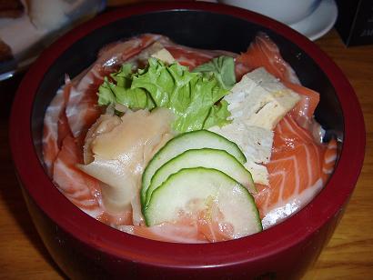 四季の鮭丼