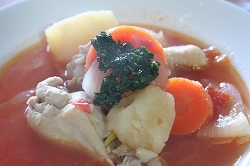 鶏のポトフ　バジルソース添え