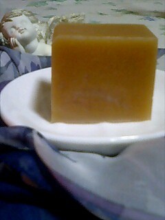 ごま油琥珀石けん