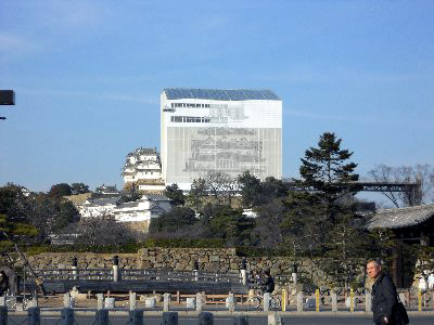 Himeji_Castle_edited.jpg